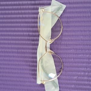 DIFF charitable eyewear pixie